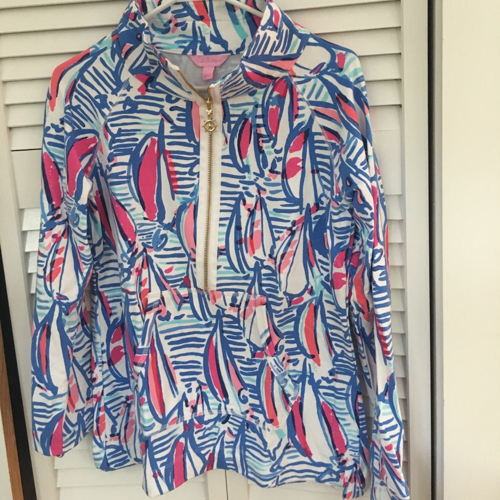 NEVER WORN LILLY PULITZER SWEATER