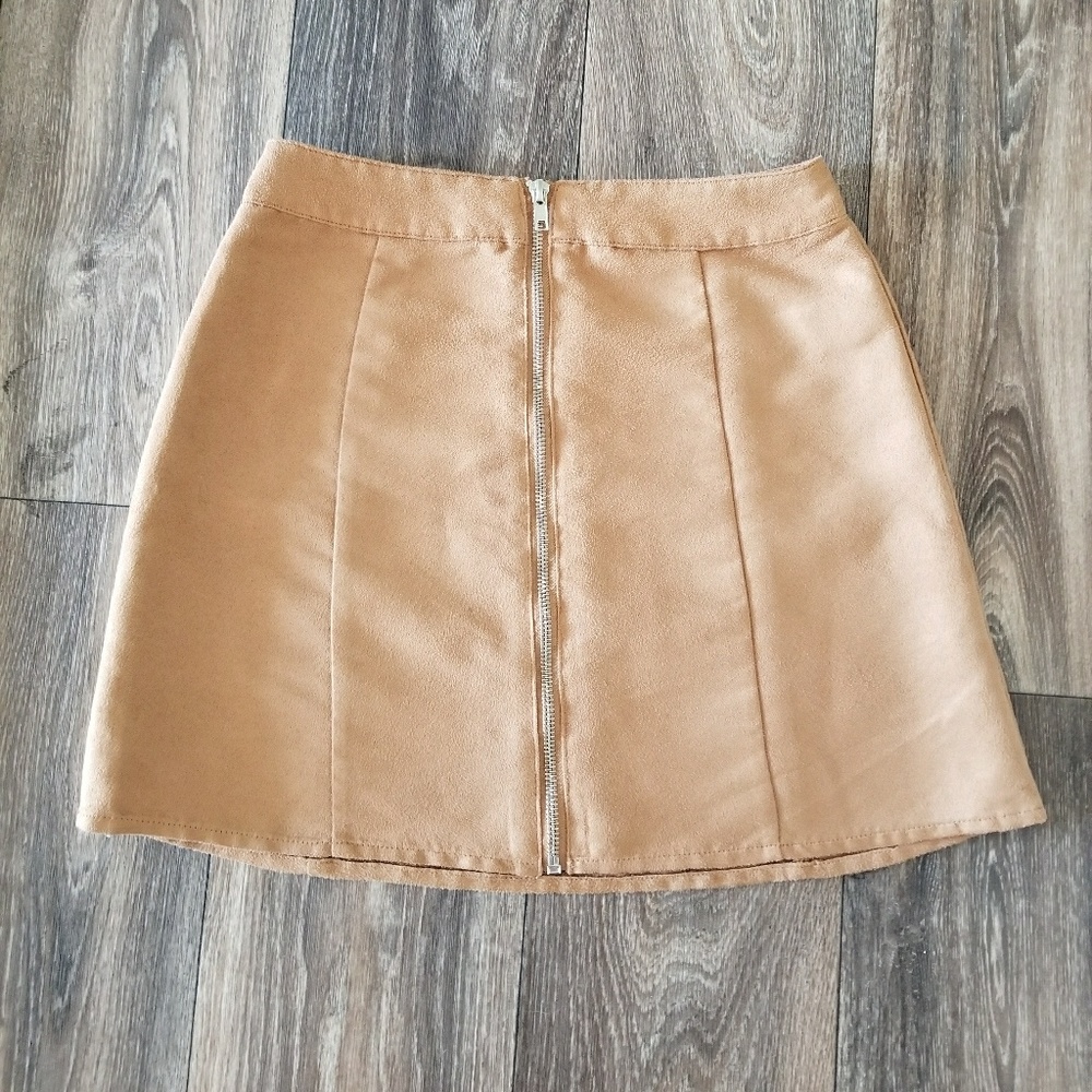 Forever 21 Faux suade skirt