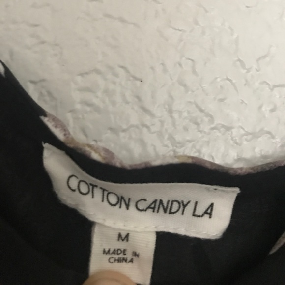 DRESS !! - Picture 2 of 3