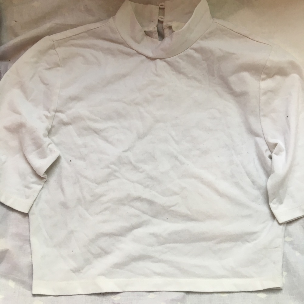 FOREVER21 MOCK NECK CROP