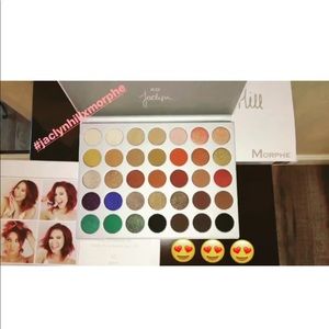 JaclynXMorphe eyeshadow pallet