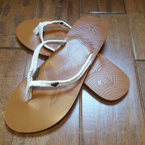 ROXY white braided flip flops...NWOT