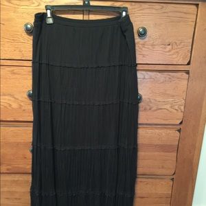 Medium long black skirt- slip right above knee- M