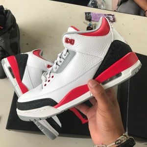 Air Jordan fire red 3s