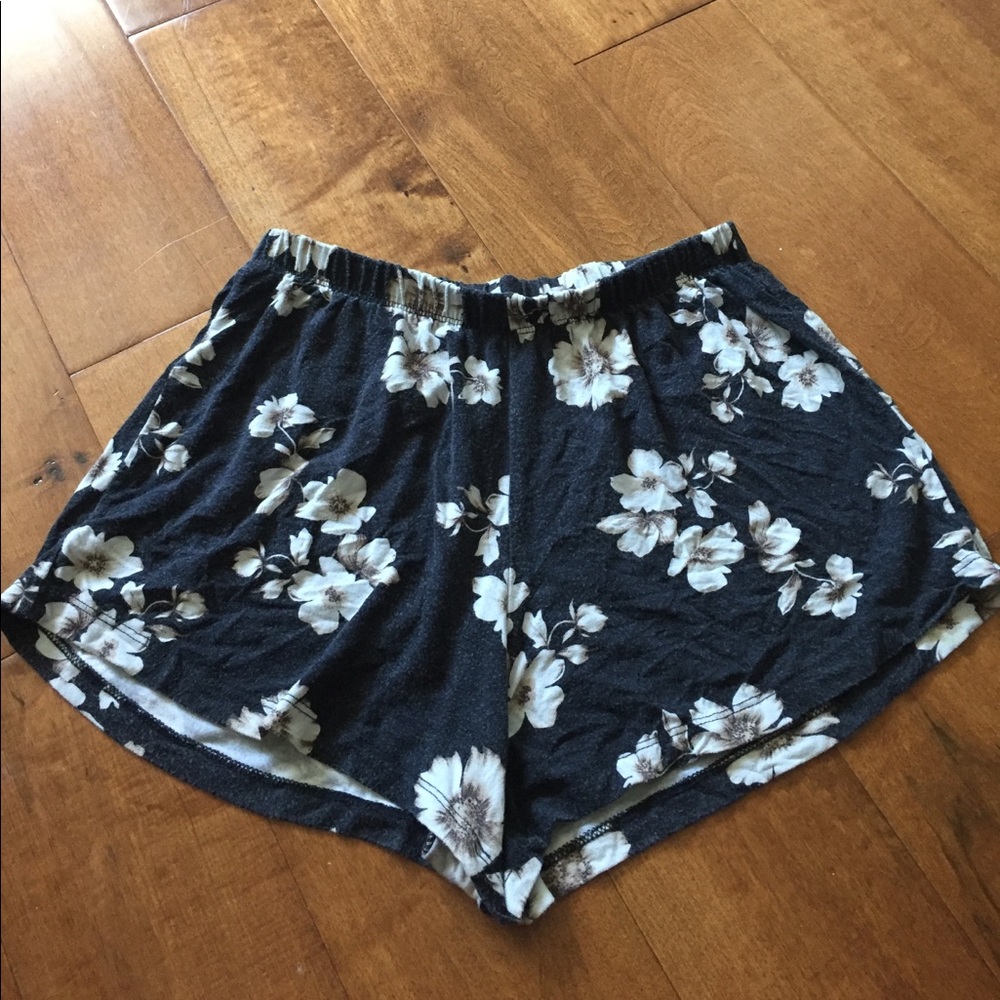 Brandy melville shorts