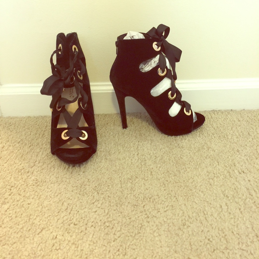 High heel toe out