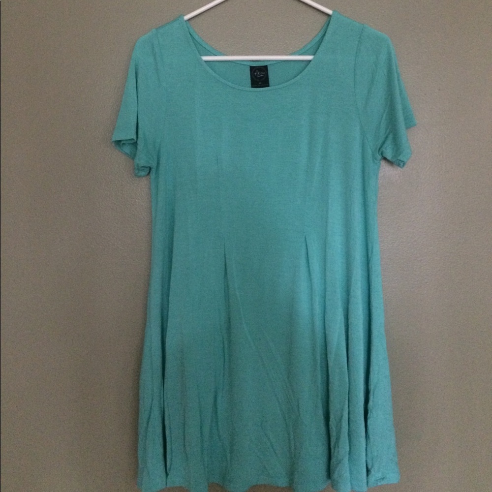 Teal short sleeve tunic