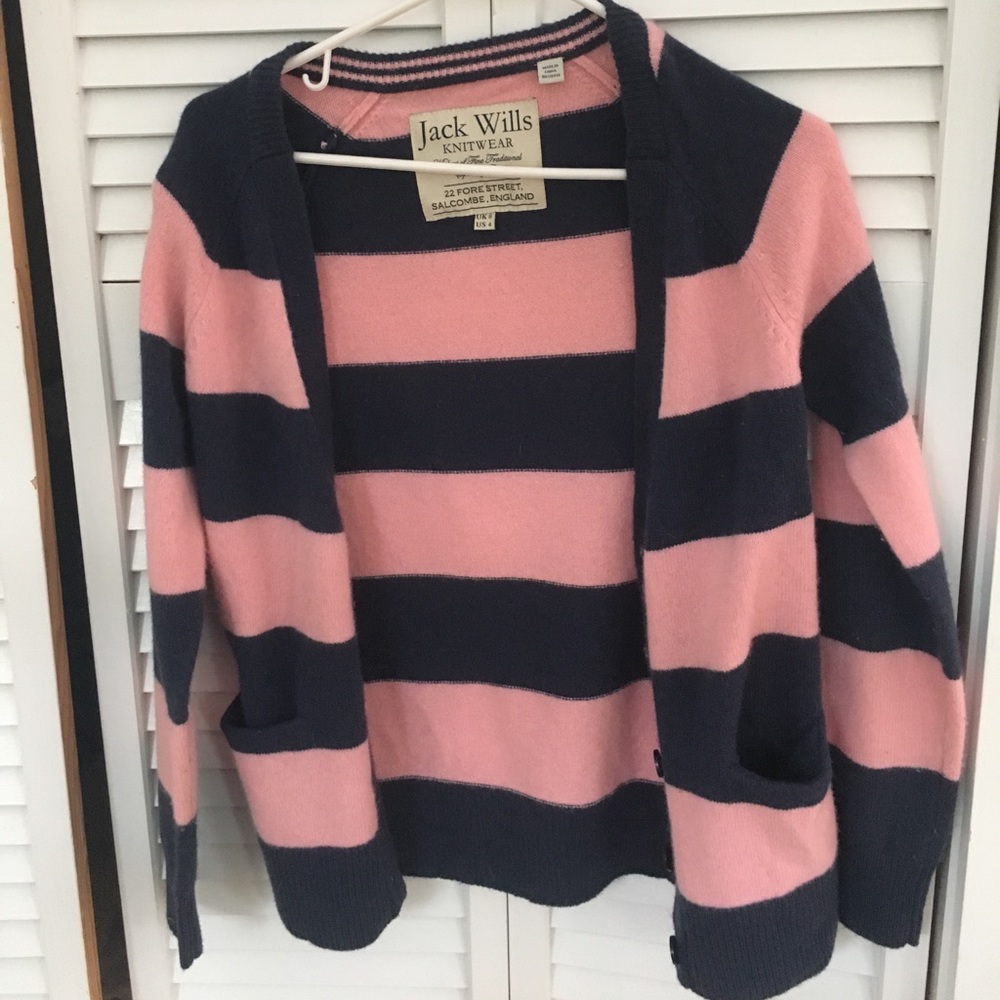 VERY CUTE AND SOFT STRIPED CARDIGAN