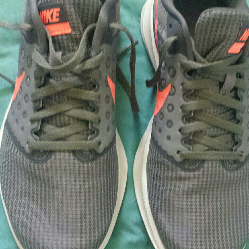 New with a box nike downshifter 7 size 8