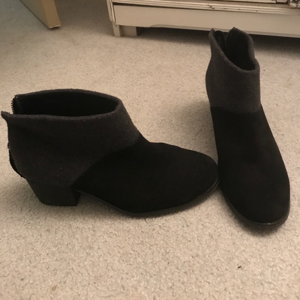 Toms Leila booties