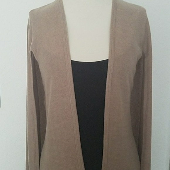 🎈SALE🎈 LAST ONE - Cape Style Cardigan - Picture 3 of 7