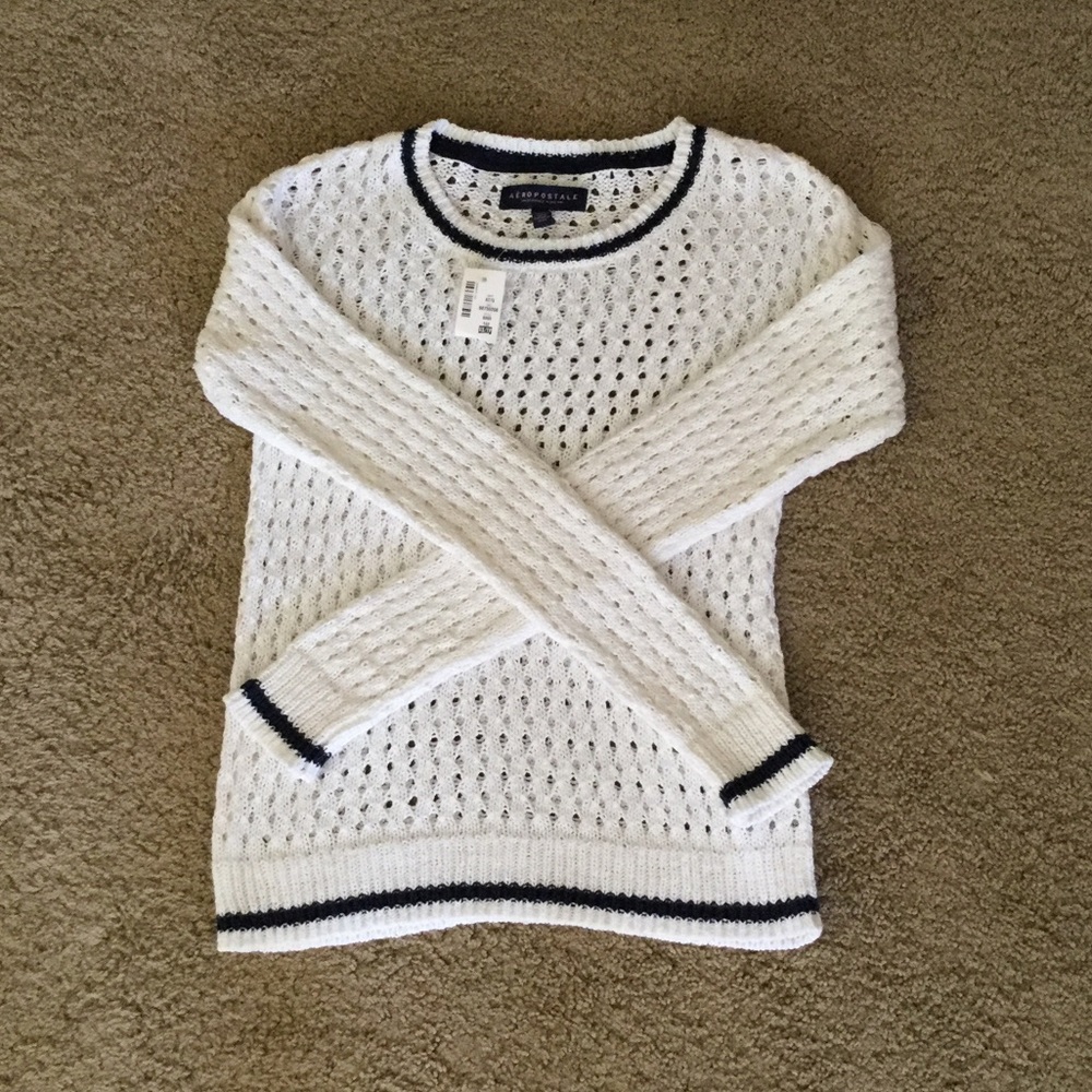 NWT Aeropostale Sweater- Cream and Navy