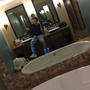 Meet your Posher, Adareus