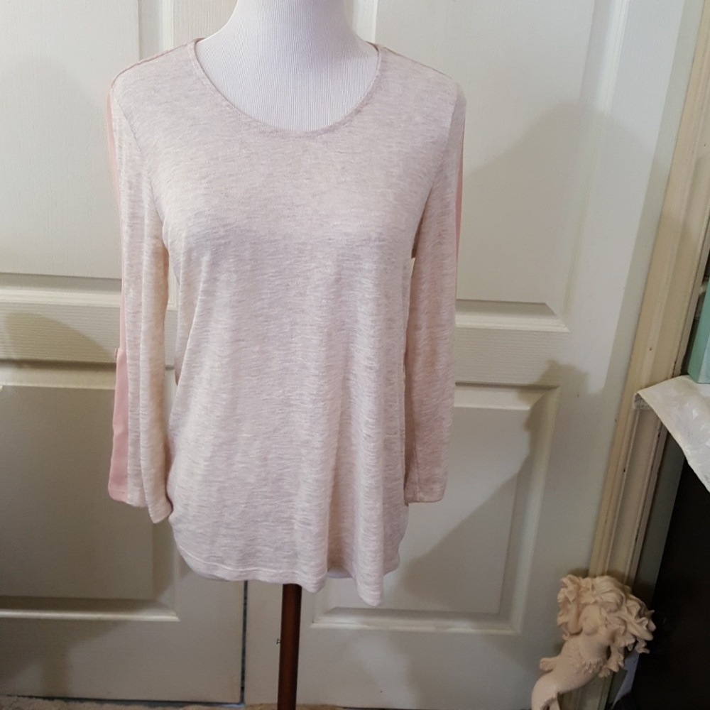 Bellatrix Long Sleeve, High Low Top. Sz. Lg