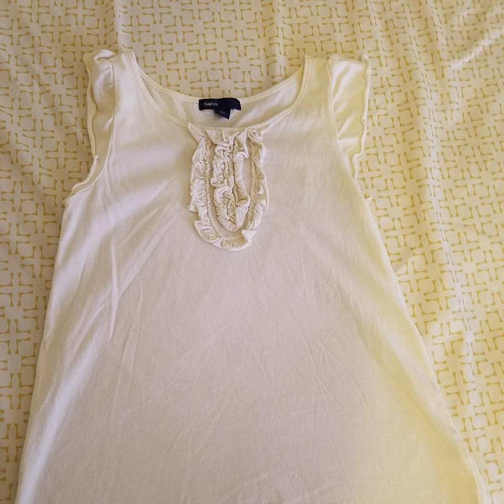 Gap Kids ivory tank top. Size L.