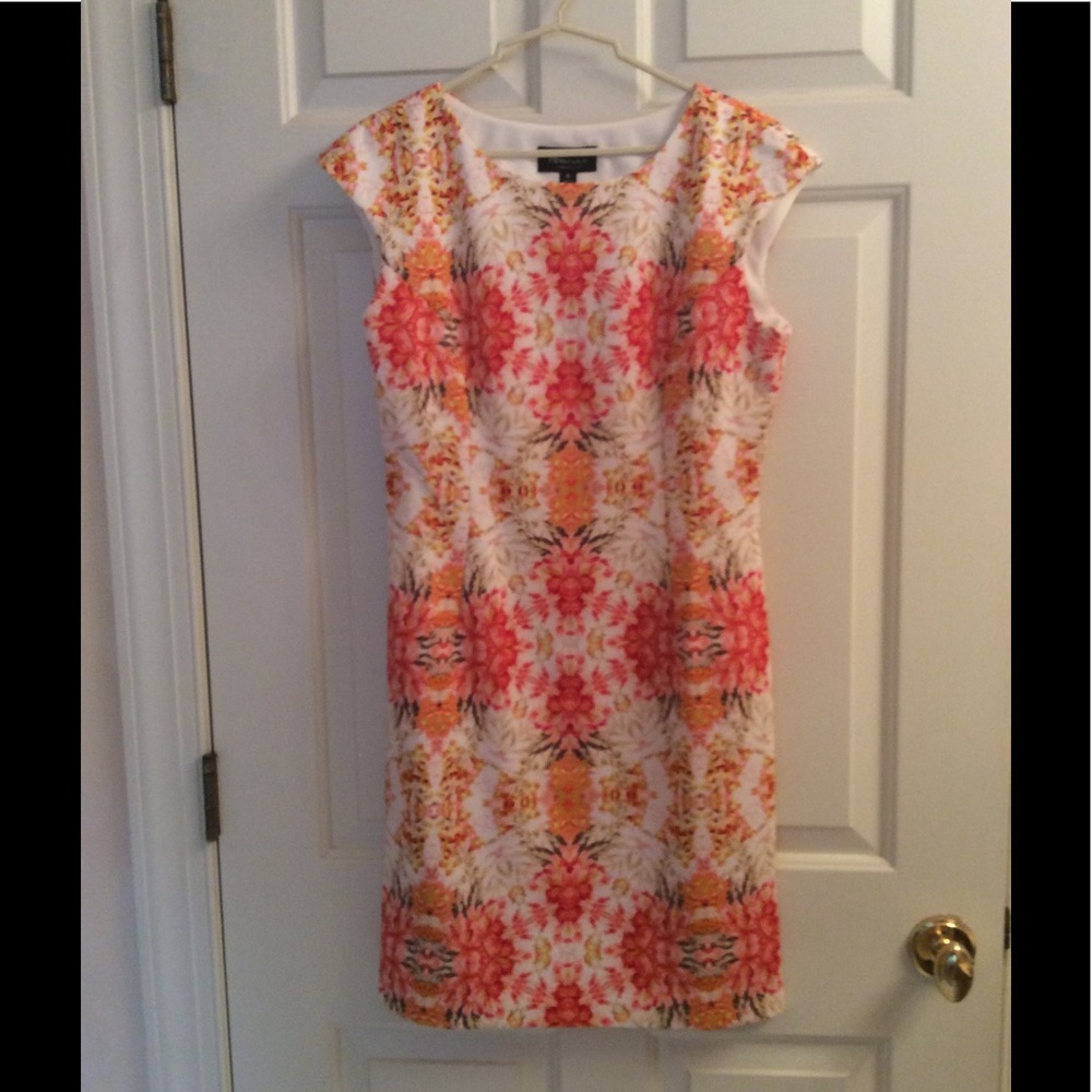 RN Studio dress