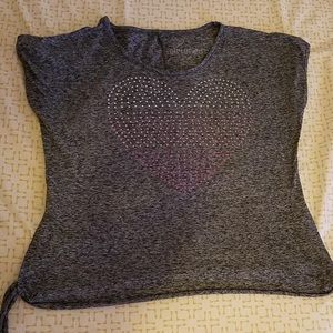Girl's XL grey top with pink and silver heart
