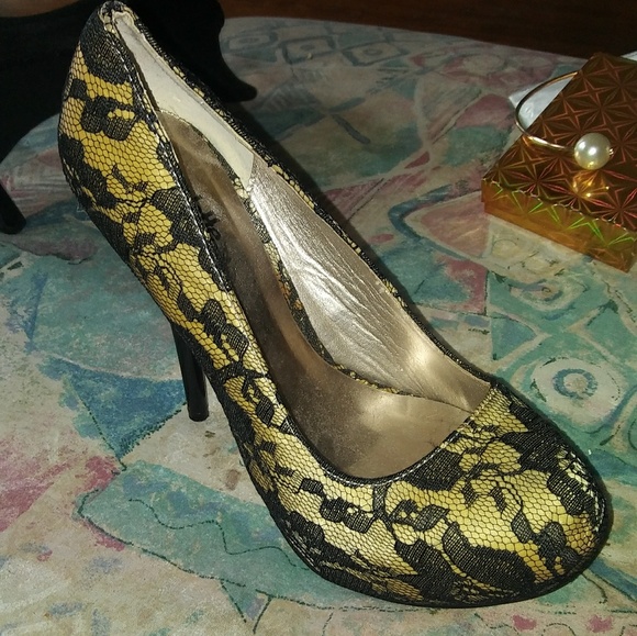 High heels - Picture 4 of 4