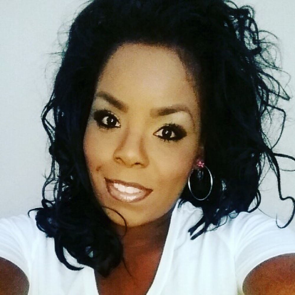 Meet your Posher, Ms.