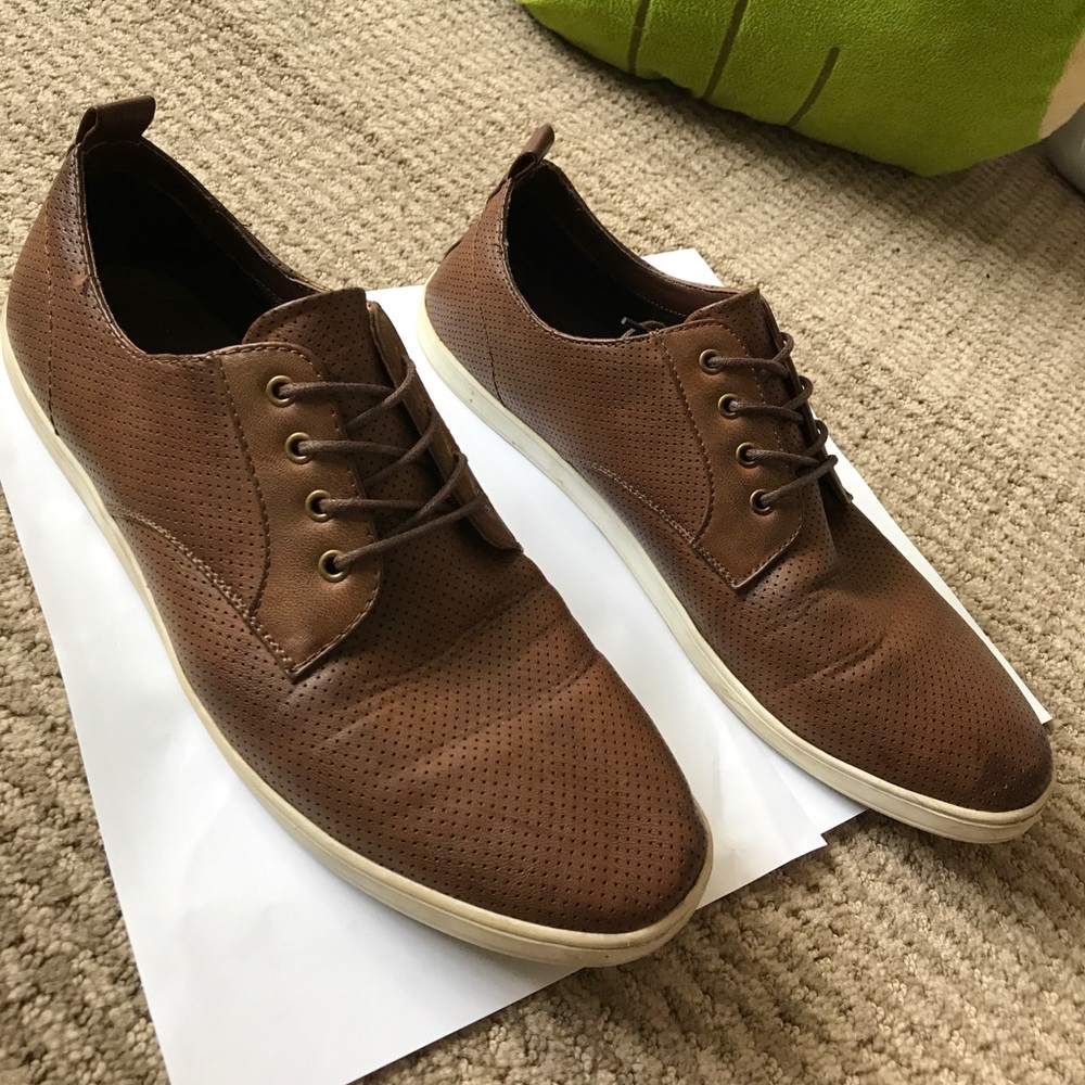 Sonoma Life Syle Casual and Formal wear shoes