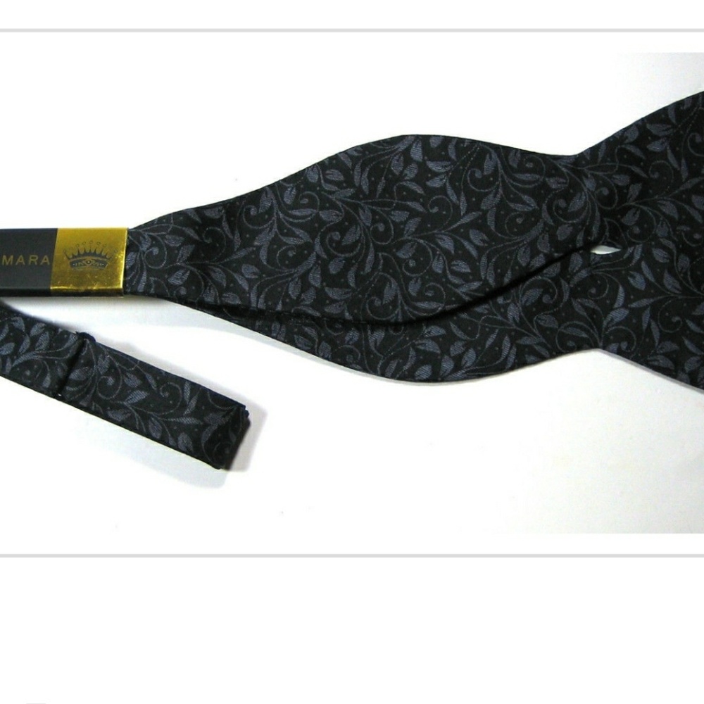 NWT COUNTESS MARA New Black with Gray Branches Lea