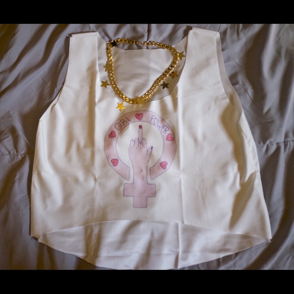 Girl power cropped top