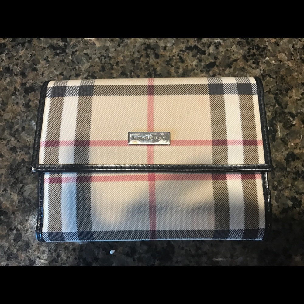 Burberry wallet