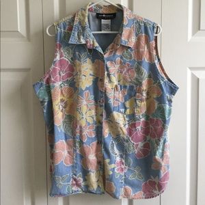 Woman's Plus Size Denim/Floral Blouse