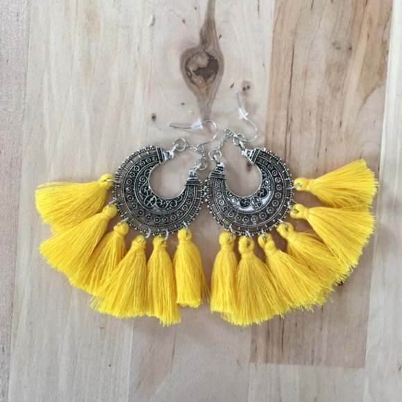 Yellow Bohemian Trendy Long Tassel Earrings - Picture 3 of 4