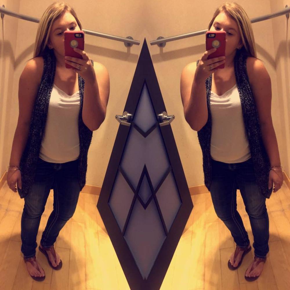 Meet your Posher, Alli