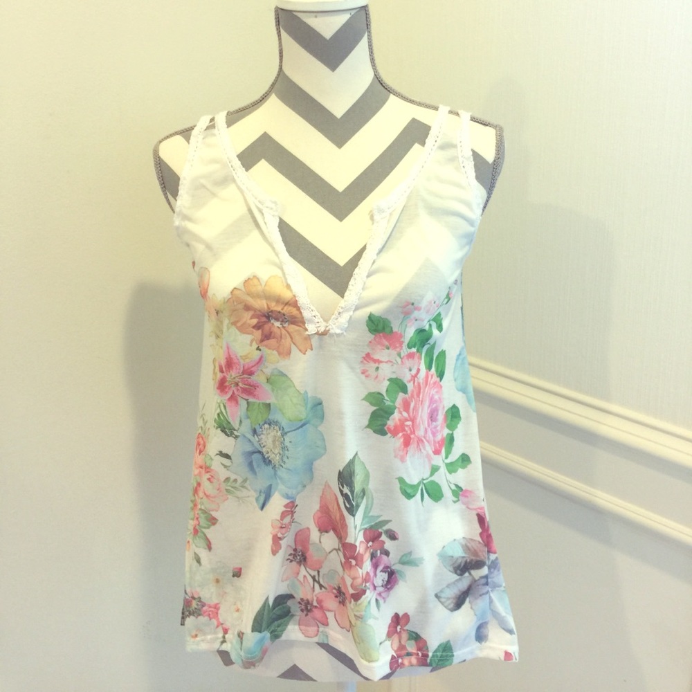🌷🌸Floral Tank🌼🌺