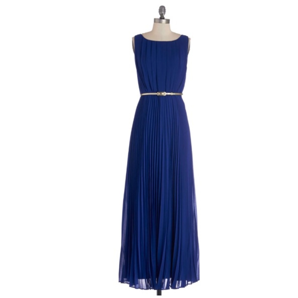 Eliza J Dancing in Romance Dress in Blue in 14