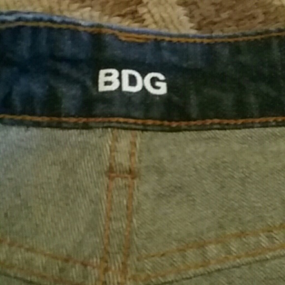 Jean shorts - Picture 2 of 3