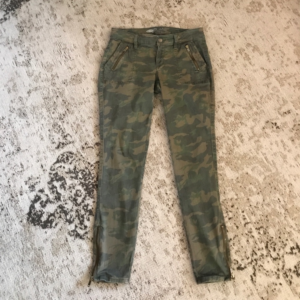 Old Navy Rockstar Jeans