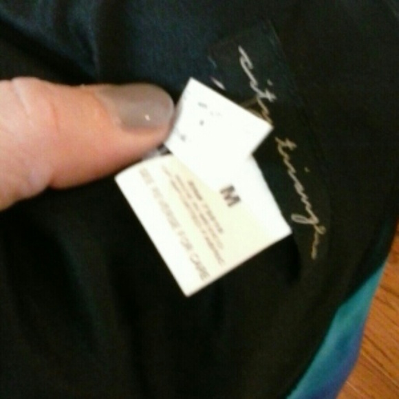 SALE 3/15 City Triangles OFF Shoulder Tunic Top M - Picture 5 of 7