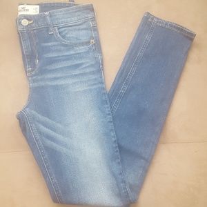 Hollister High Waist Skinny Jean