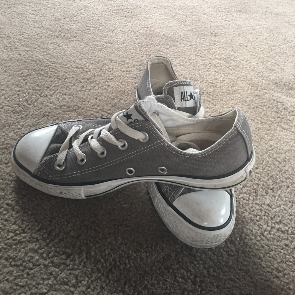 Adorable Gray Converse All Star Sneakers - Picture 2 of 4