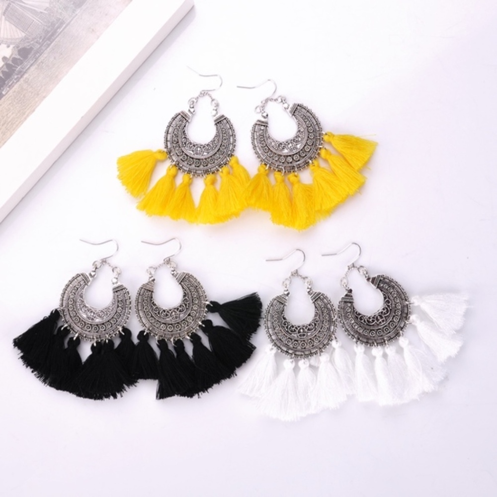 Black Bohemian Trendy Long Tassel Earrings - Picture 3 of 3