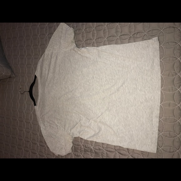 Basic grey V neck - Picture 2 of 2