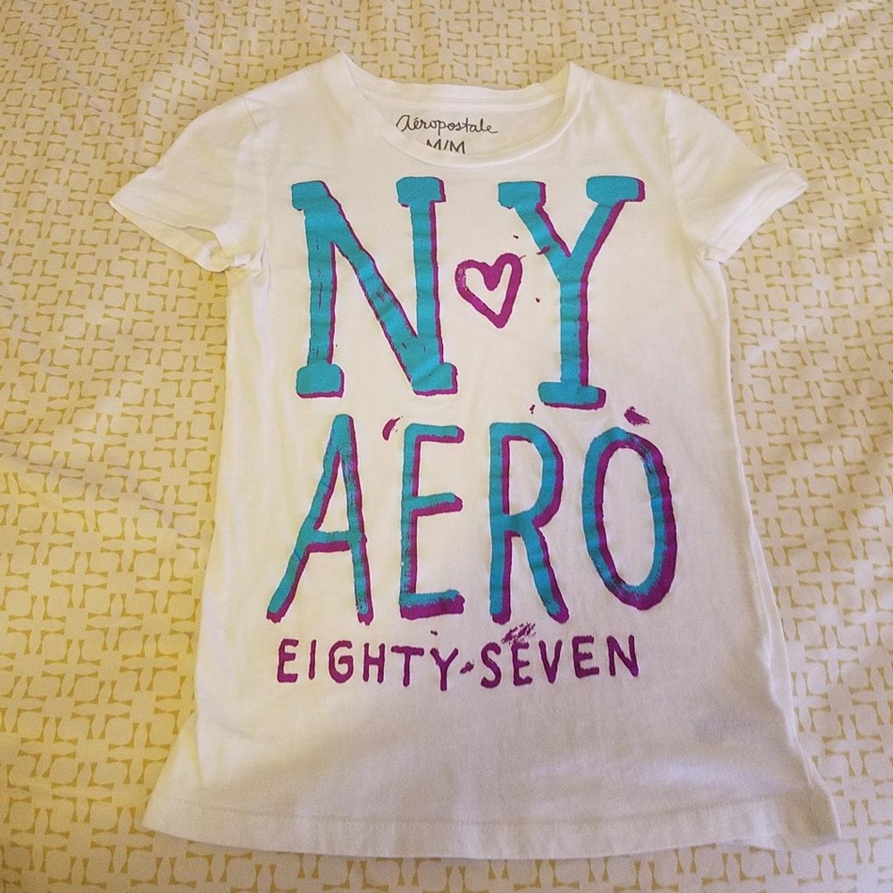 White Aeropostale fitted tshirt. Size medium