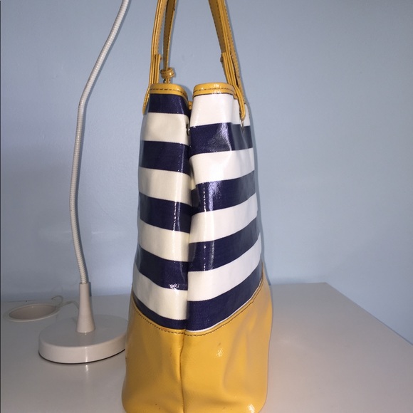 Beach Bag - Picture 2 of 3