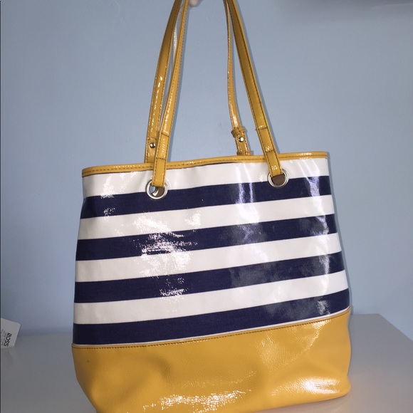 Beach Bag - Picture 3 of 3