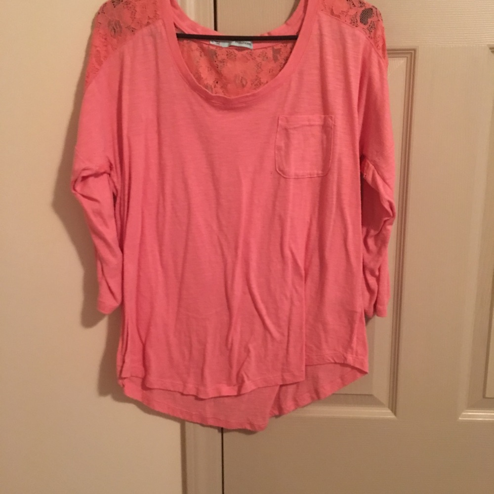 Maurice's top