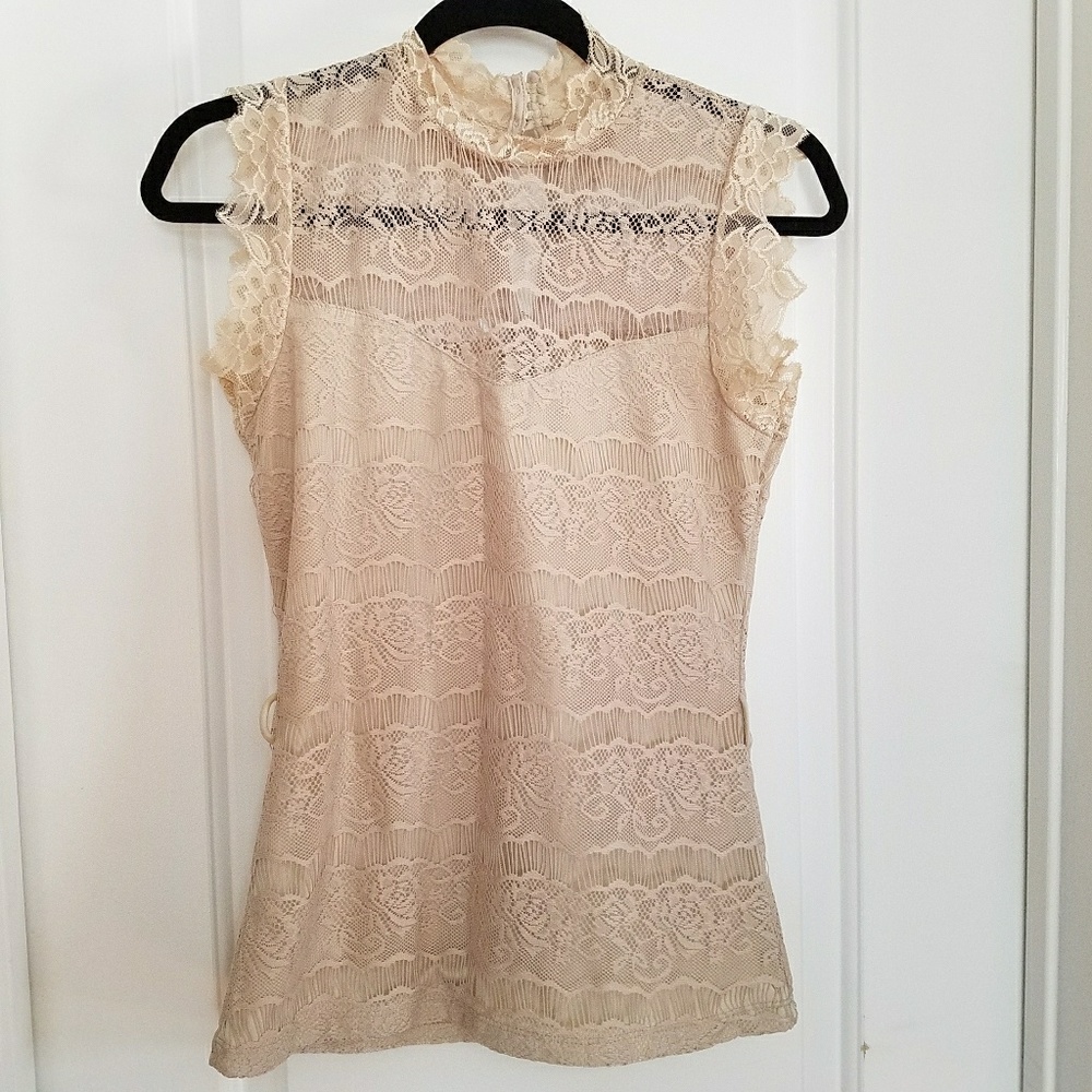 Boutique Nude Beige Color Lace Blouse