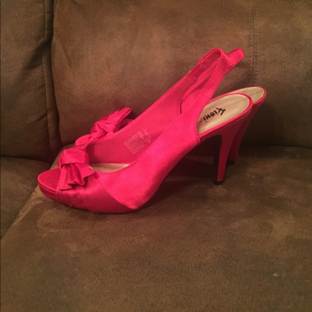 Red Satin dress shoes size 9