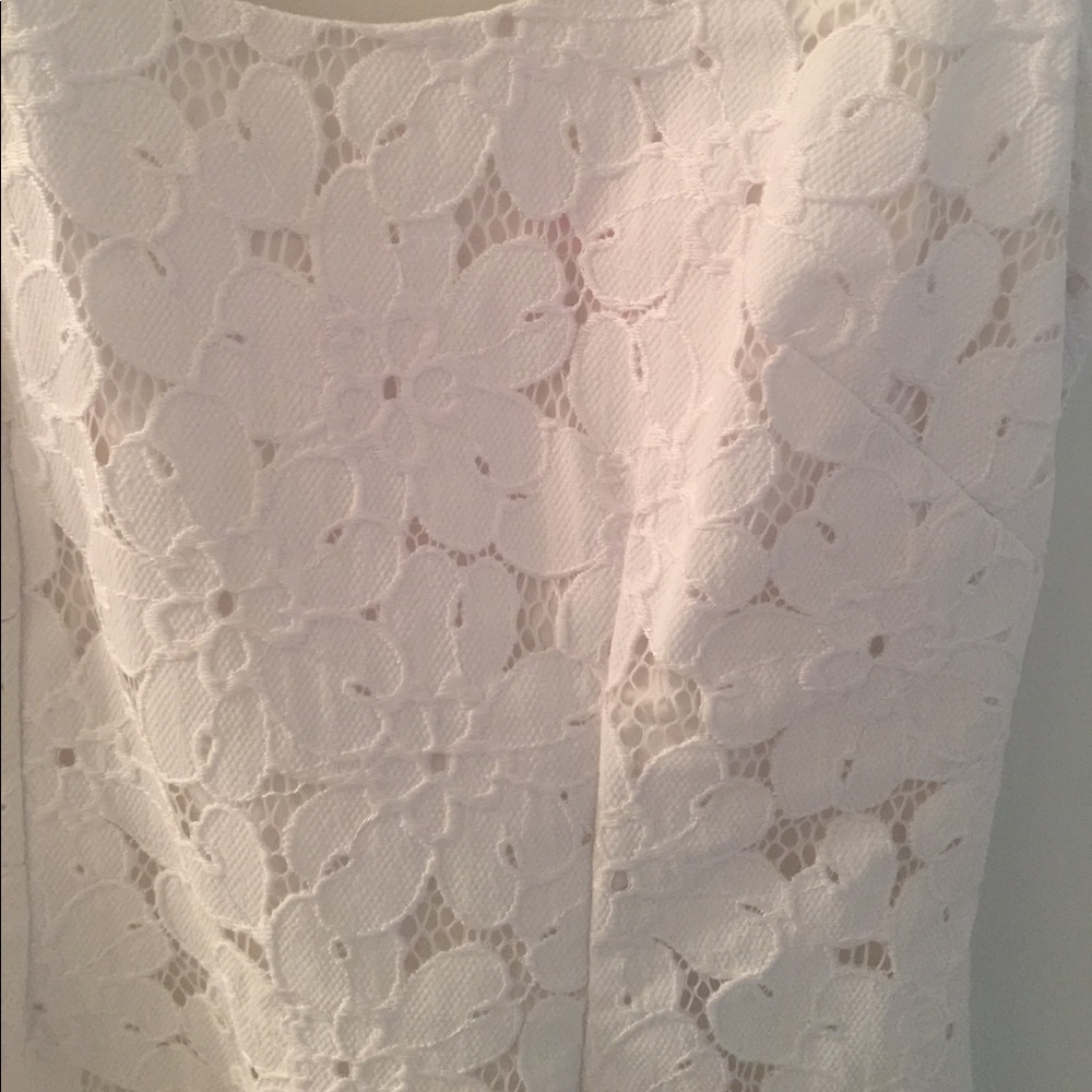 Lilly Pulitzer white eyelet floral shift dress - Picture 2 of 3