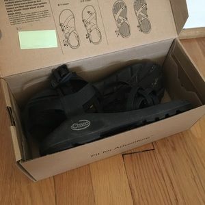 Women's double strap Chacos