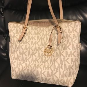 Michael Kors large tote bag gently used.
