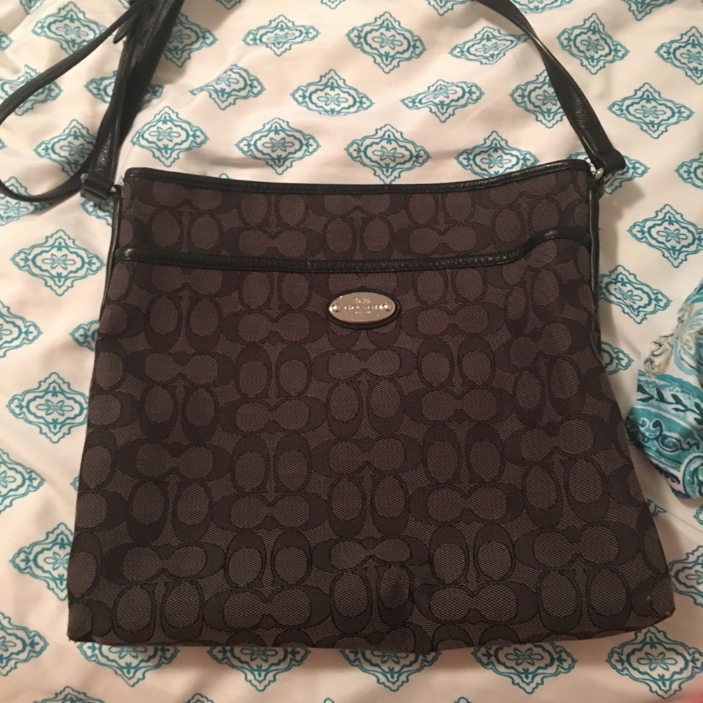 Coach Purse & Wristlet bundle!!!!! ❤️