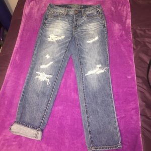 American eagle distressed cropped jean